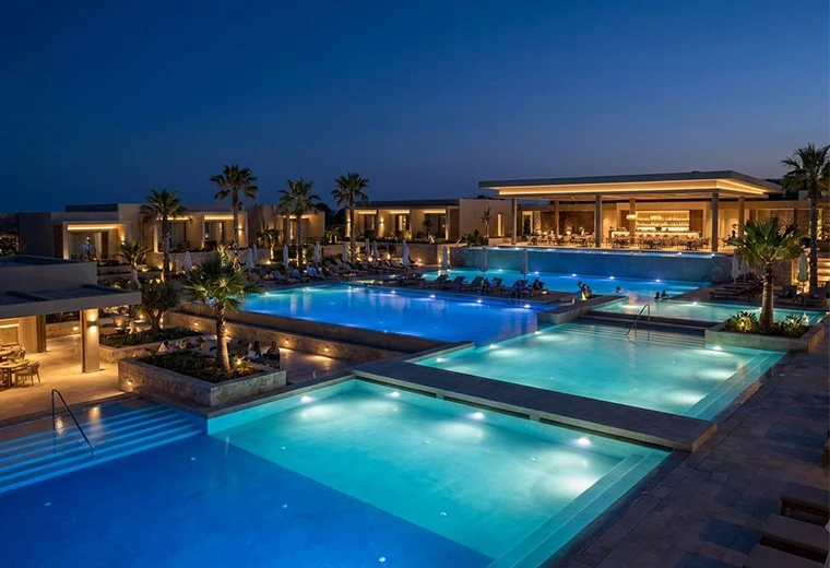 Success Story: High-End Resort Pool Project