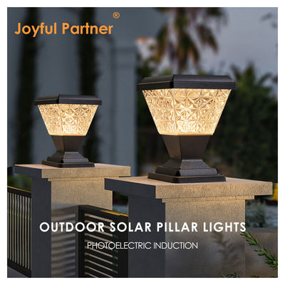 Solar Pillar Light 150lm/W Anti UV PC Housing Remote Control 6500K