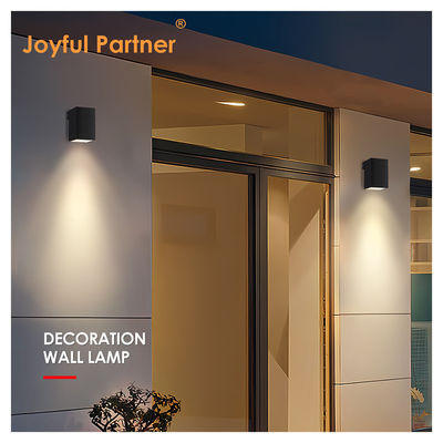 Exterior Wall Lights Led Anti-Rust Aluminum IP65 6000K Black  And White Housing Color OEM Design