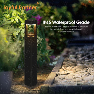 Landscape Post Lighting IP65 Triangle Black Aluminum Height 30cm For Outdoor Courtyard